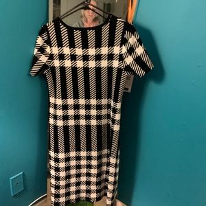 Anne Taylor Houndstooth shift dress